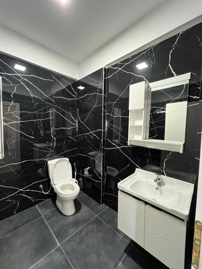 Harmony Apartments Sarande Exterior photo